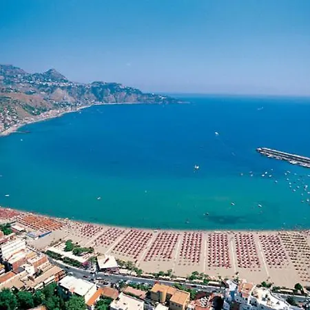 Happy Holiday home Giardini Naxos