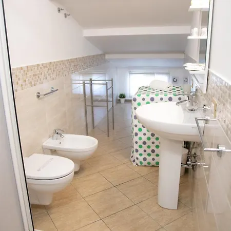 Holiday home Happy